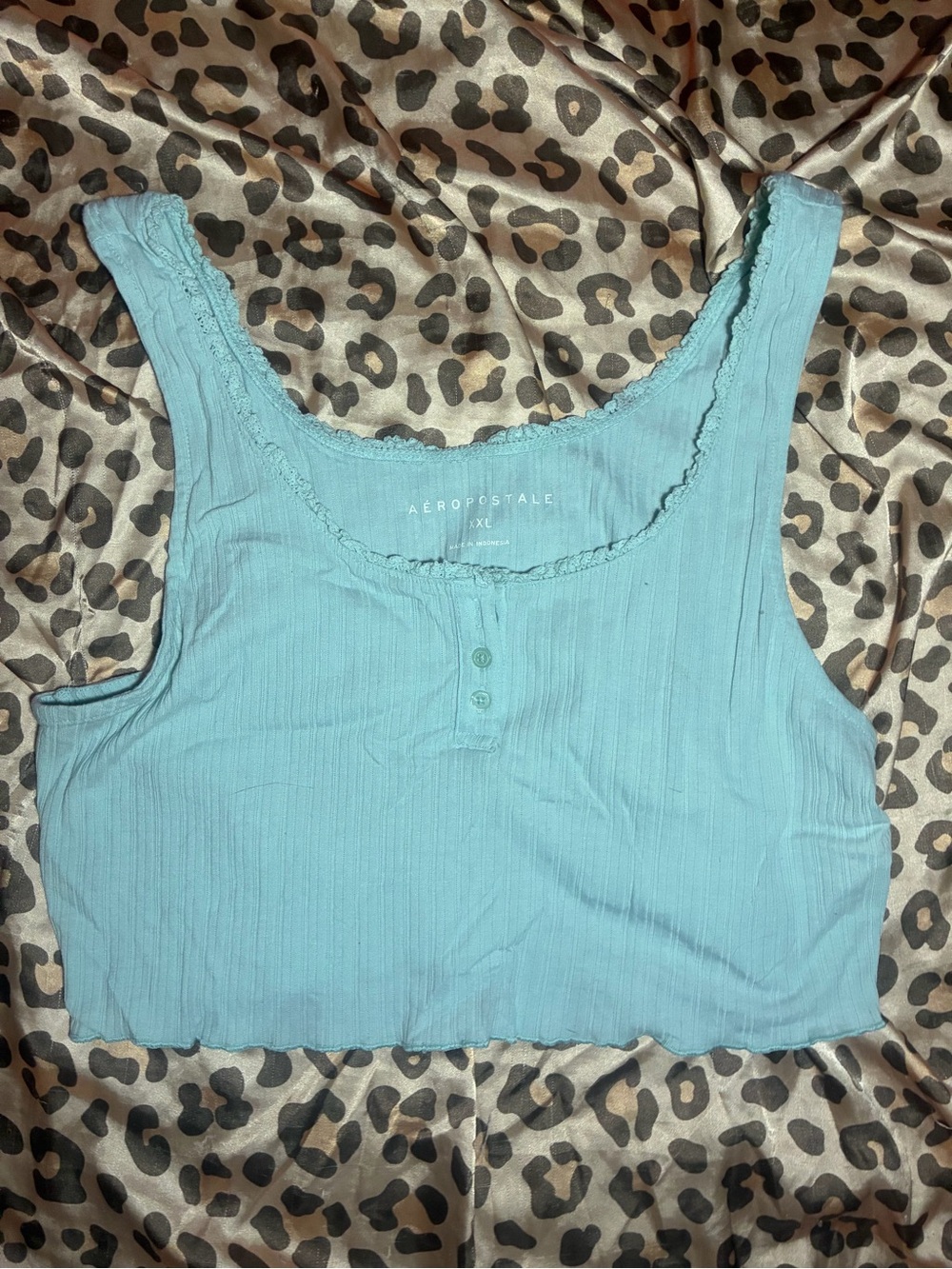 ⭒ adorable light blue ruffle lace trim aeropostale cropped tank